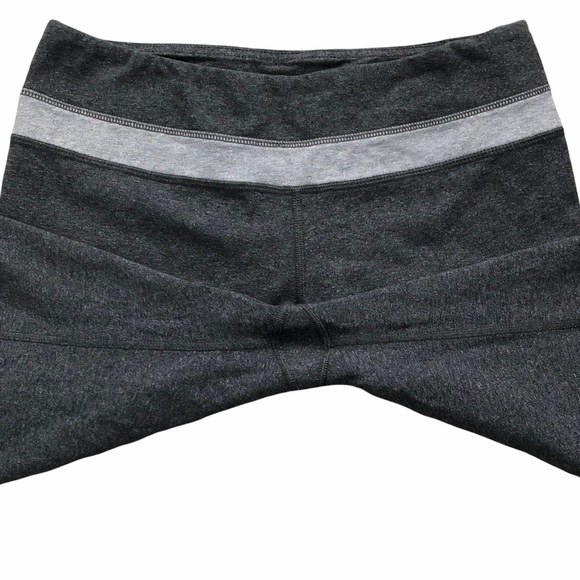 Lululemon Grey Stretchy Lounge Groove Pants Flare Leg Tall Long Women’s Size 6 - Picture 5 of 13